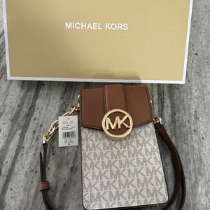 NWT Michael Kors Carmen Crossbody bag